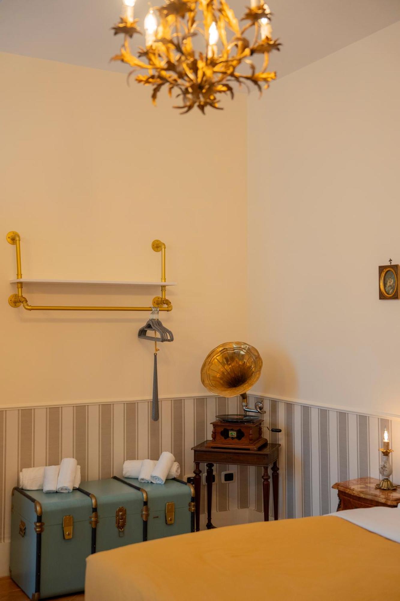 סלרנו Casa Santangelo Suites מראה חיצוני תמונה